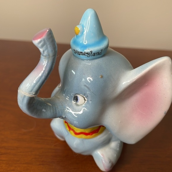 Vintage DISNEYLAND Dumbo Figurine Made in JAPAN Repaired Retro Collectible - Picture 5 of 8